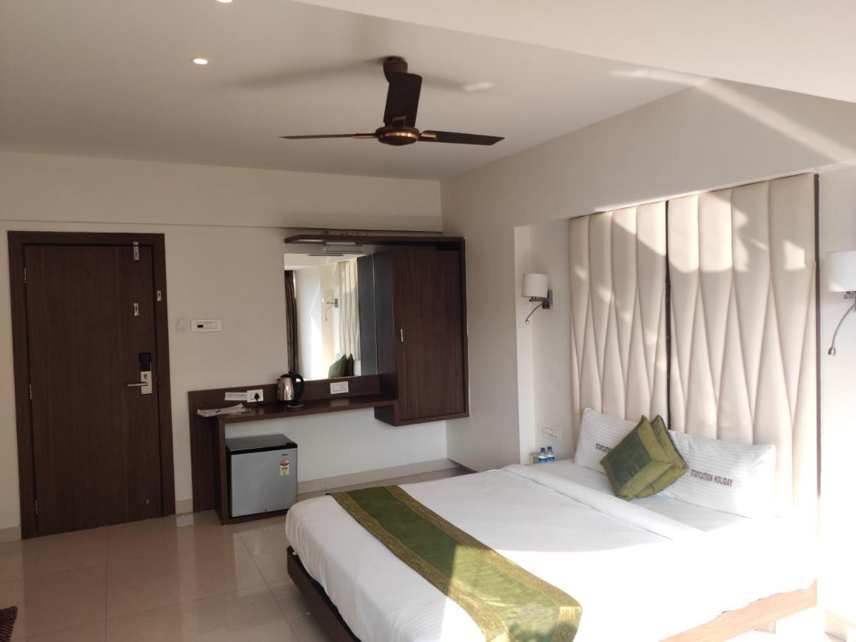 Staycation Holiday Navi Mumbai Exterior foto