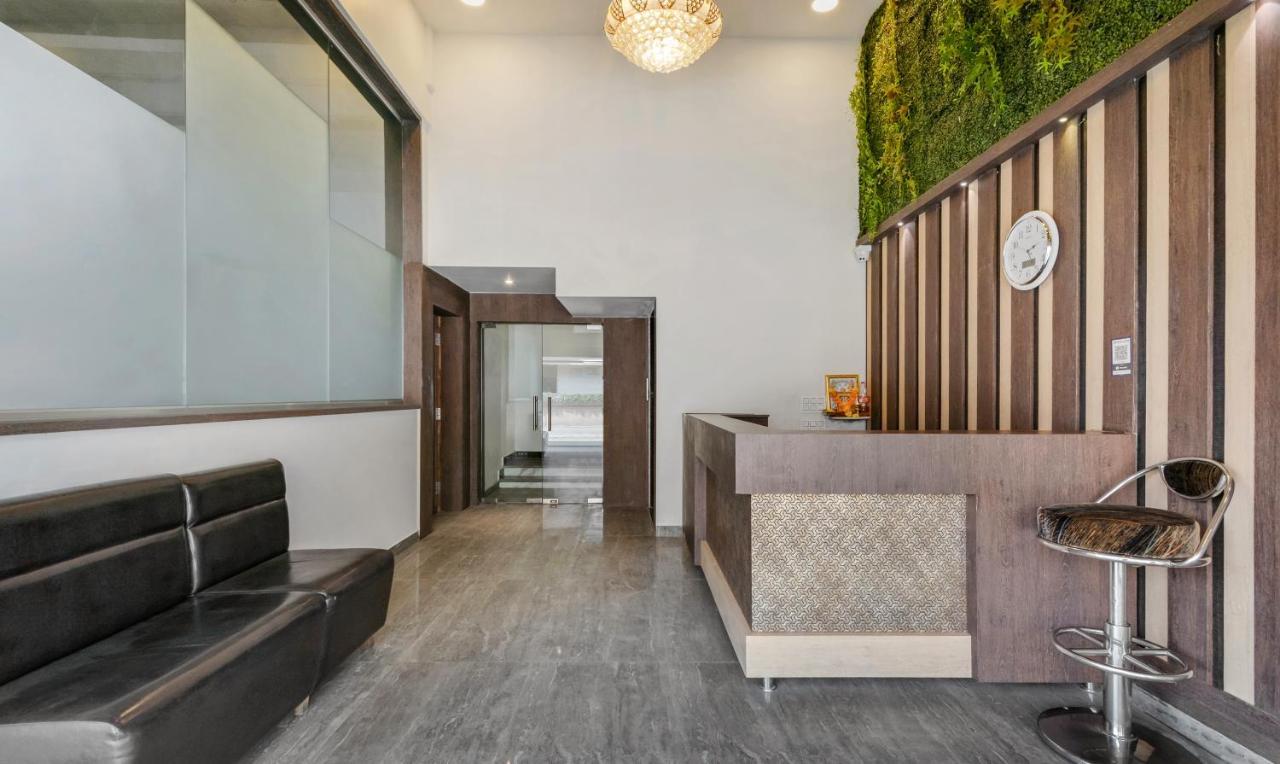 Staycation Holiday Navi Mumbai Exterior foto
